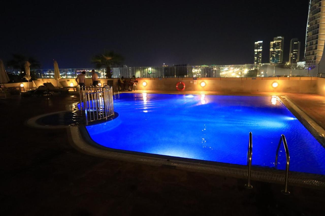 At The Top Marina, Award Winning Property, Walk To Beach And Metro Station, Coliving Dubaj Kültér fotó