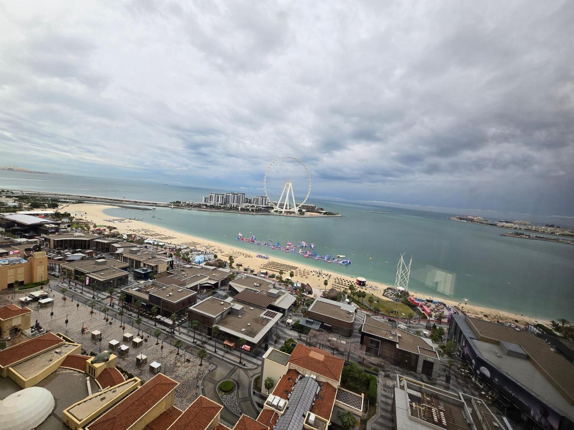 1 World Beach Property, Jbr, Award Winning Hostel, Coliving, Near Metro Dubaj Kültér fotó