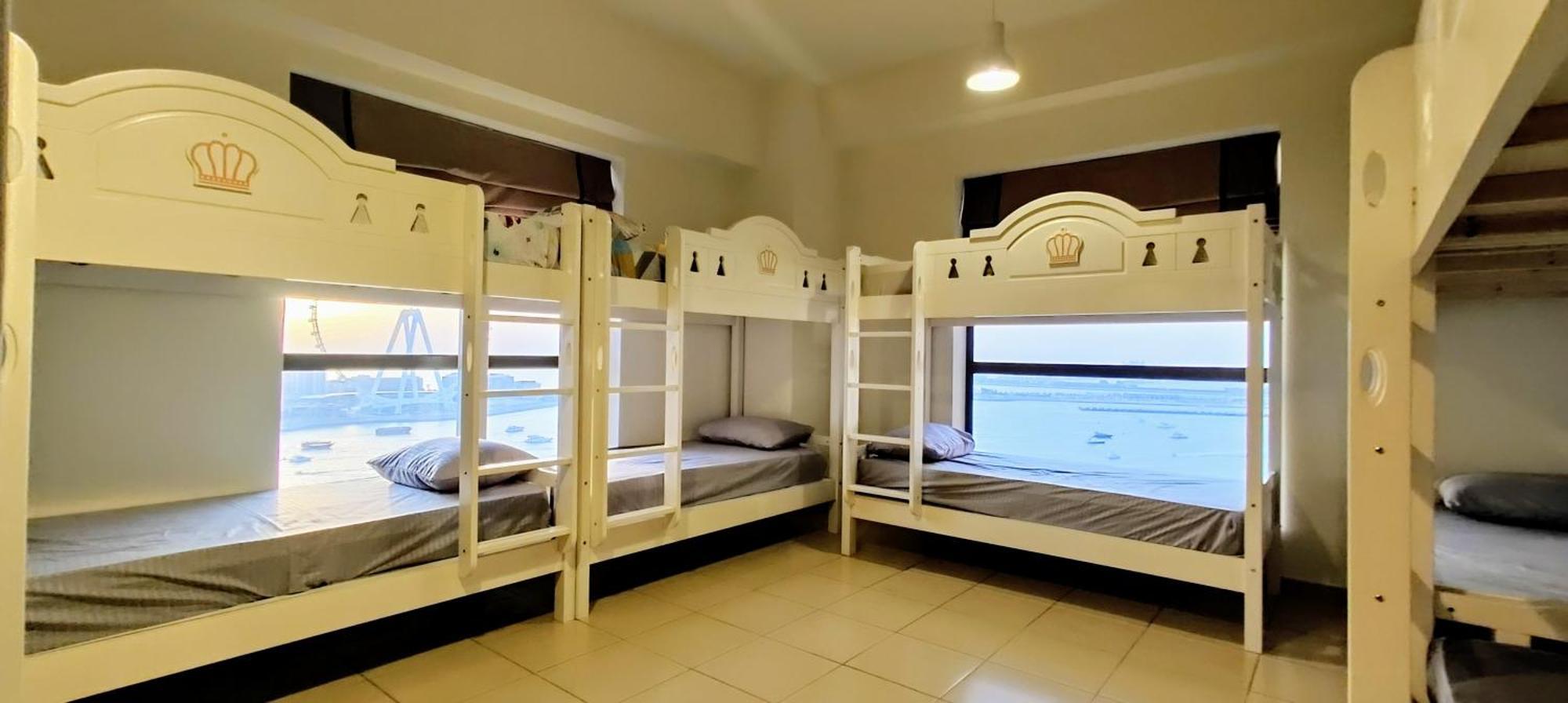 1 World Beach Property, Jbr, Award Winning Hostel, Coliving, Near Metro Dubaj Kültér fotó