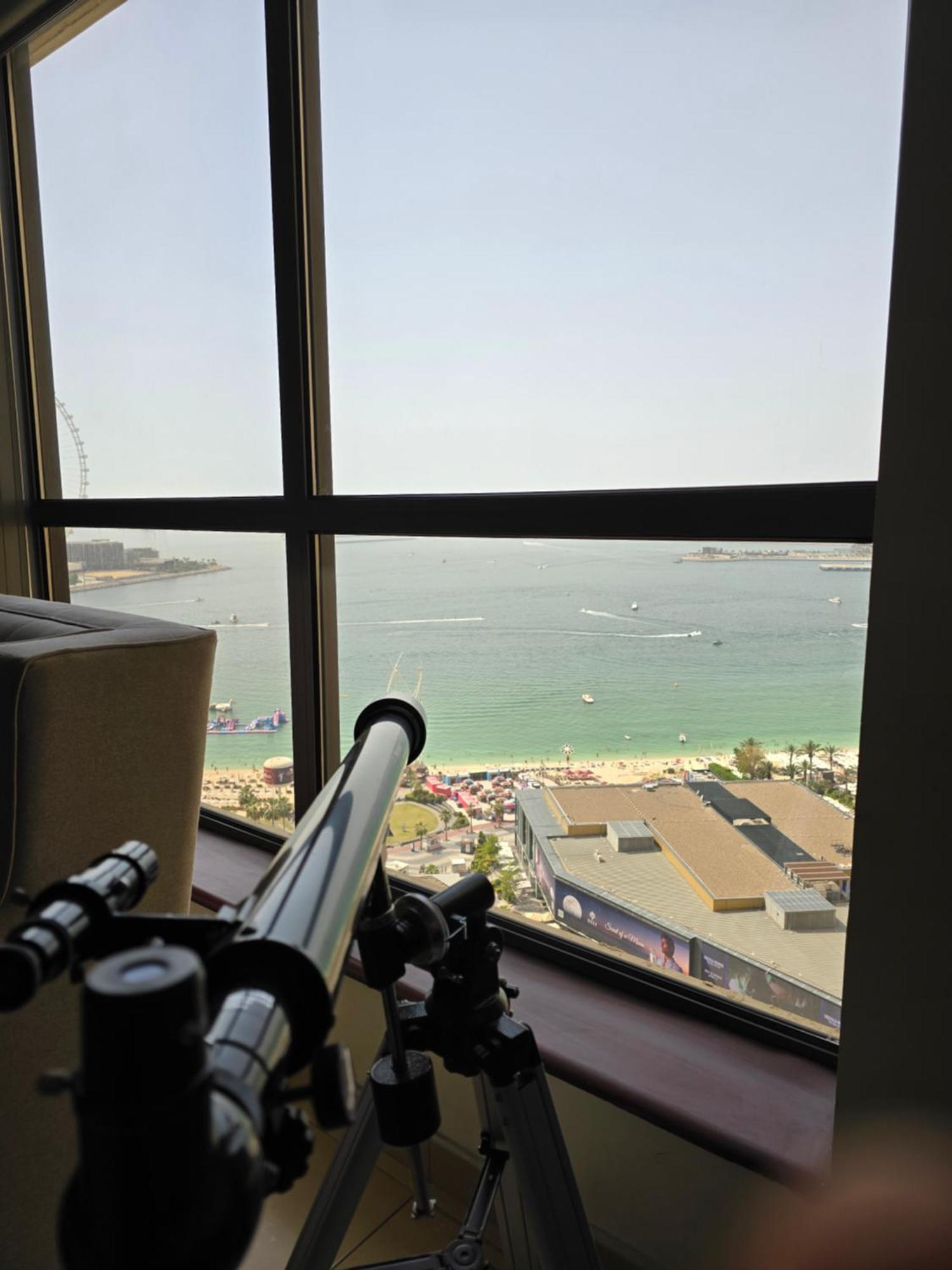 1 World Beach Property, Jbr, Award Winning Hostel, Coliving, Near Metro Dubaj Kültér fotó